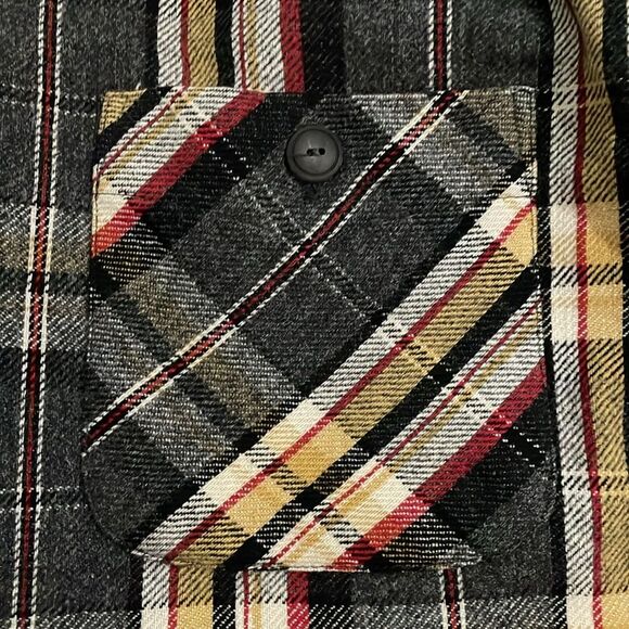 Pendleton Weston Pawpine Black Plaid Wool Button Up Shirt Mens Size Small - Picture 11 of 11